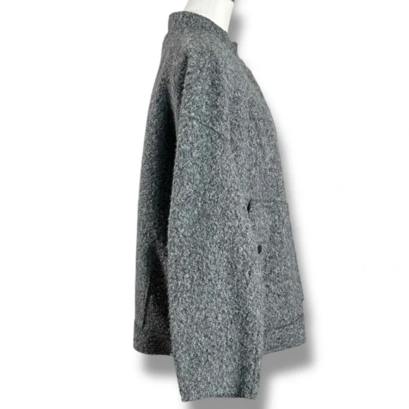 Free People Oversized Willow Bomber Jacket in Grey Size Large Academia Preppy - Picture 9 of 13